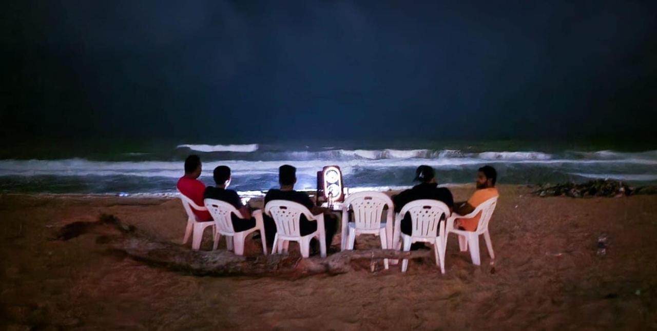 Honey Beach Negombo Exterior foto