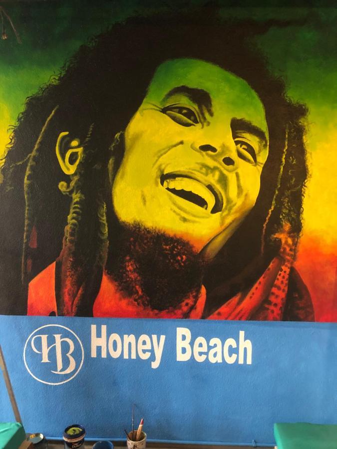 Honey Beach Negombo Exterior foto